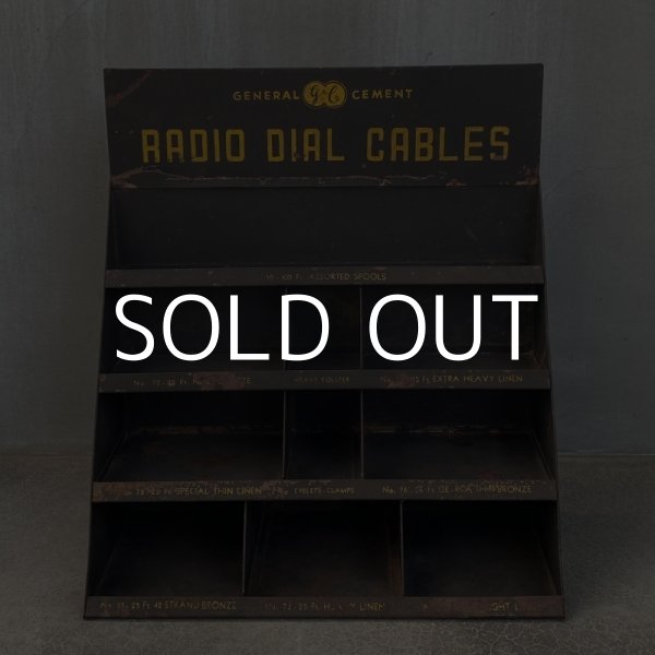画像2: VINTAGE GENERAL CEMENT RADIO DIAL CABLES ヴィンテージ ディスプレイ棚 アメリカ / インダストリアル 陳列 棚 店舗 什器 (2)