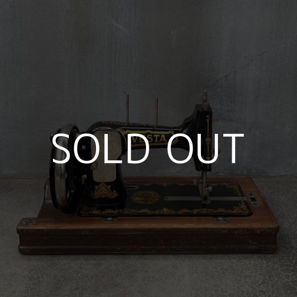 画像3: VINTAGE ANTIQUE VESTA SEWINGMACHINE ヴィンテージ アンティーク 手回しミシン ドイツ / インテリア オブジェ 店舗什器 (3)