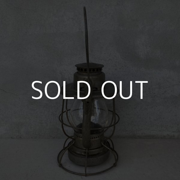 画像3: VINTAGE ANTIQUE DIETZ RAILROAD LANTERN ヴィンテージ アンティーク デイツ レイルロード ランタン オイルランプ アメリカ / キャンプ アウトドア  (3)