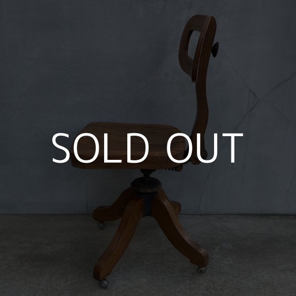 画像4: VINTAGE ANTIQUE FULTON OFFICE FURNITURE CO. ヴィンテージ アンティーク 椅子 アメリカ / インダストリアル ウッド 回転椅子 家具 木製 店舗 什器 (4)