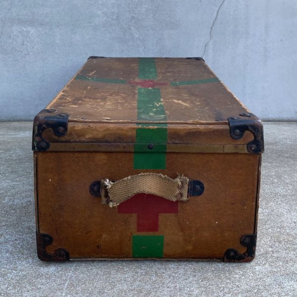 画像4: VINTAGE TRUNK SUITCASE RED CROSS ヴィンテージ トランク スーツケース / ディスプレイ 鞄 赤十字 店舗 什器 USA (4)