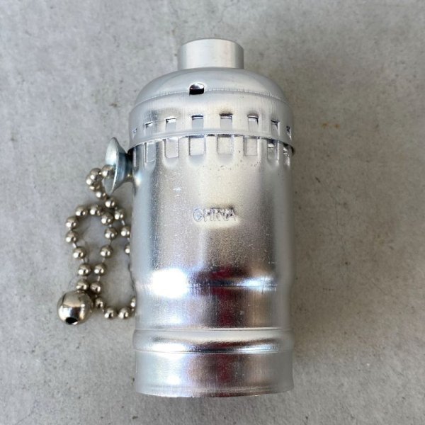 画像2: LEVITON LAMP SOCKET レビトン ソケット プルチェーンスイッチ ランプ シルバー E26 / インダストリアル ライト リペアパーツ 照明 電気 アメリカ USA (2)