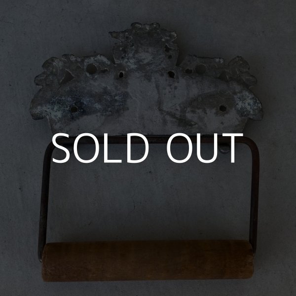 画像2: VINTAGE ANTIQUE TOILET PAPER HOLDER ヴィンテージ アンティーク トイレットペーパーホルダー アメリカ / トイレ用品 店舗什器 USA (2)