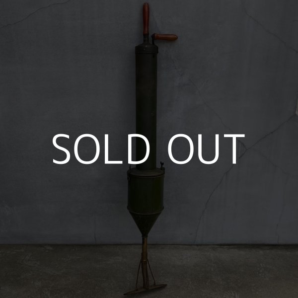 画像2: VINTAGE ANTIQUE LANNING STONE SALES CO. HAND PUMP VACUUM CREANER ヴィンテージ アンティーク 掃除機 アメリカ / インダストリアル クリーナー ディスプレイ 店舗什器 USA (2)