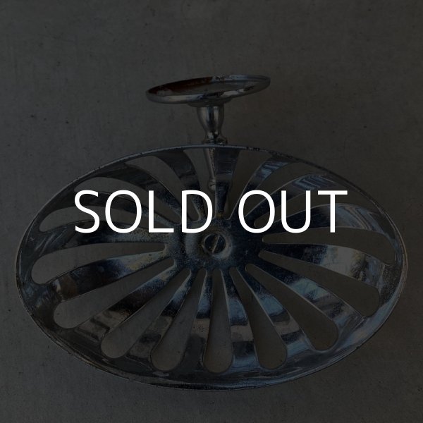 画像3: VINTAGE ANTIQUE SOAP HOLDER ヴィンテージ アンティーク ソープディッシュ ソープホルダー アメリカ / 石鹸置き 洗面台 店舗什器 (3)