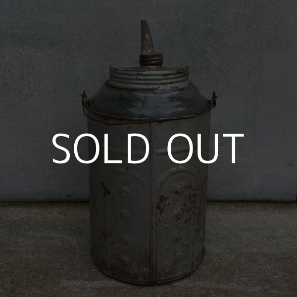 画像3: VINTAGE ANTIQUE EXCELSIOR MOTOR COMPANY OIL BOTTLE ヴィンテージ アンティーク オイルボトル ガラス瓶 アメリカ / インダストリアル モーター系 オイル入れ ディスプレイ ガレージ USA (3)