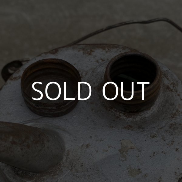 画像8: VINTAGE ANTIQUE EXCELSIOR MOTOR COMPANY OIL BOTTLE ヴィンテージ アンティーク オイルボトル ガラス瓶 アメリカ / インダストリアル モーター系 オイル入れ ディスプレイ ガレージ USA (8)