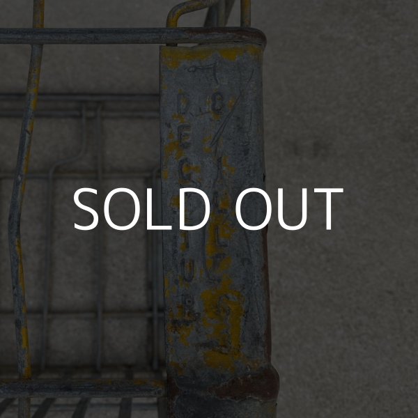 画像9: VINTAGE ANTIQUE ヴィンテージ アンティーク バスケット カゴ / アメリカ インダストリアル ガレージ キャンプ ワイヤー 運搬用 鉄 収納 什器 USA  (9)