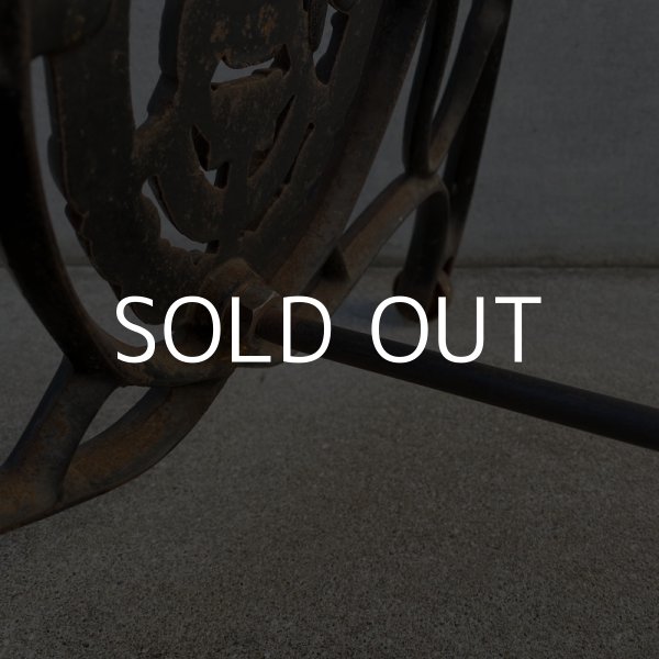 画像10: VINTAGE ANTIQUE SINGER ヴィンテージ アンティーク シンガー ミシン足テーブル アメリカ / 足踏みミシン テーブル 家具  店舗 什器 (10)