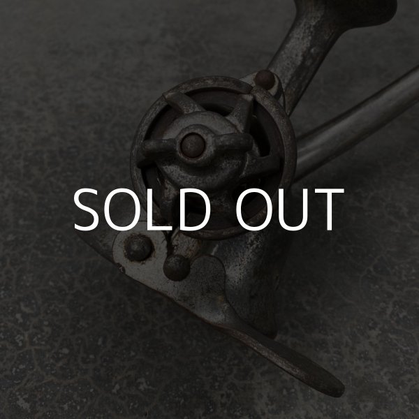 画像3: VINTAGE ANTIQUE FOOD CHOPPER WARDWAY ヴィンテージ アンティーク フードチョッパー ミートグラインダー アメリカ / インダストリアル キッチン インテリア キャストアイアン 道具 USA (3)