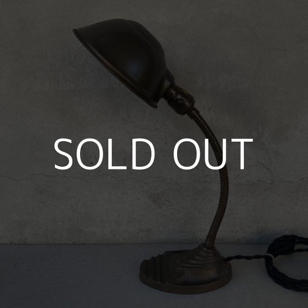 画像4: VINTAGE DESKLAMP EAGLE ヴィンテージ デスクランプ イーグル デスクライト スタンドライト 卓上ライト アメリカ / インダストリアル グースネック 照明 工業用 USA (1) (4)