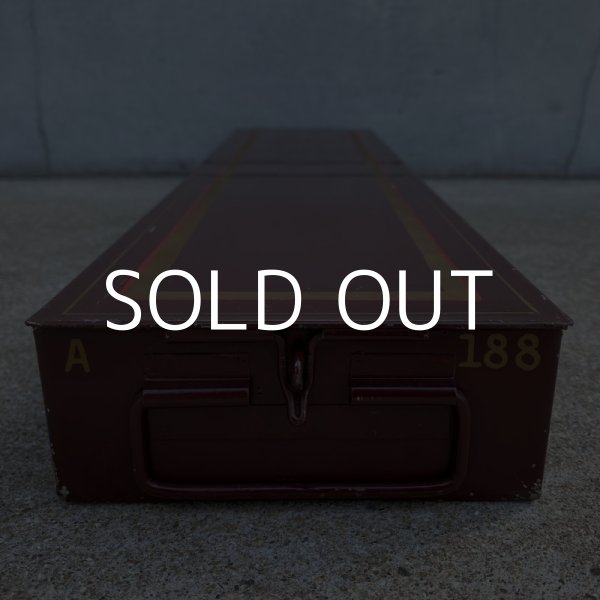 画像2: VINTAGE ANTIQUE SAFETYBOX ヴィンテージ アンティーク セイフティボックス アメリカ / インテリア ディスプレイ ボルドー ケース 貸金庫 収納 小物入れ 箱 店舗什器 USA (1) (2)
