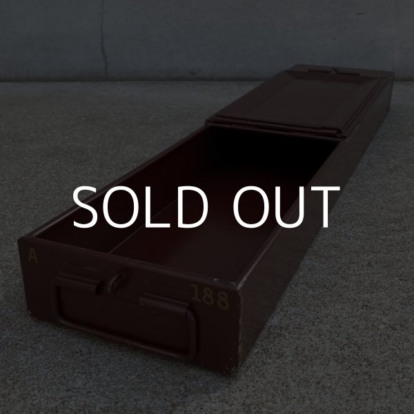 画像9: VINTAGE ANTIQUE SAFETYBOX ヴィンテージ アンティーク セイフティボックス アメリカ / インテリア ディスプレイ ボルドー ケース 貸金庫 収納 小物入れ 箱 店舗什器 USA (1) (9)