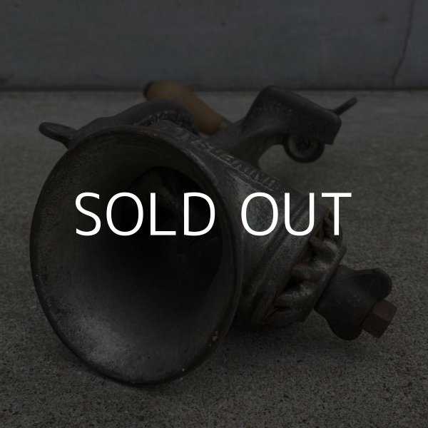 画像3: VINTAGE ANTIQUE FOOD CHOPPER UNIVERSAL L.F&C ヴィンテージ アンティーク フードチョッパー ミートグラインダー アメリカ / インダストリアル キッチン インテリア キャストアイアン 道具 USA (3)