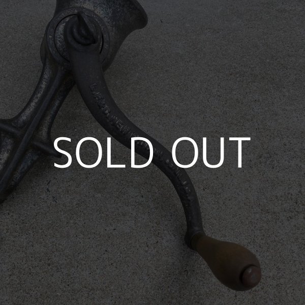 画像6: VINTAGE ANTIQUE FOOD CHOPPER UNIVERSAL L.F&C ヴィンテージ アンティーク フードチョッパー ミートグラインダー アメリカ / インダストリアル キッチン インテリア キャストアイアン 道具 USA (6)