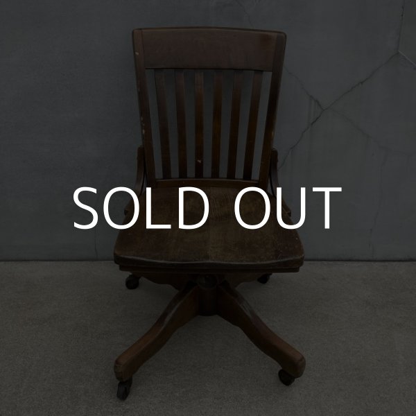 画像2: VINTAGE ANTIQUE ヴィンテージ アンティーク 椅子 アメリカ / チェア インダストリアル ウッド 回転椅子 家具 木製 店舗 什器 USA (2) (2)