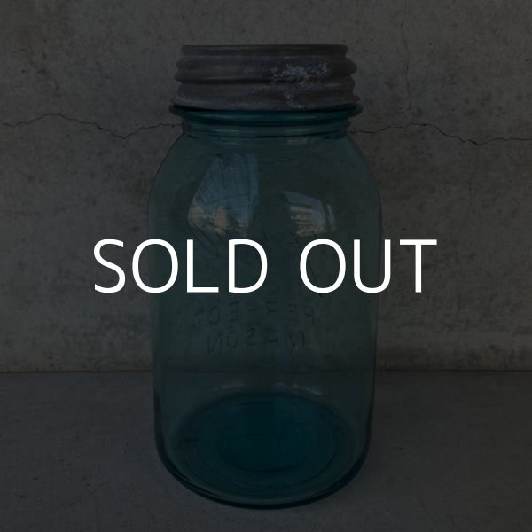 画像2: VINTAGE ANTIQUE BALL MASON JAR ヴィンテージ アンティーク ボール メイソンジャー ガラス瓶 アメリカ / 小物入れ 店舗什器 (4) (2)