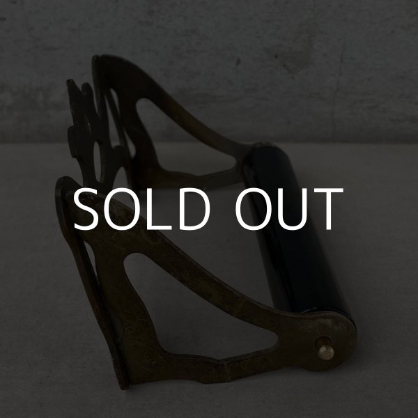 画像4: VINTAGE ANTIQUE TOILET PAPER HOLDER ヴィンテージ アンティーク トイレットペーパーホルダー アメリカ / インテリア オブジェ ディスプレイ 雑貨 店舗什器 USA (4)