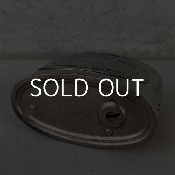 画像7: VINTAGE ANTIQUE FIRST NATIONAL BANK COIN BANK ヴィンテージ アンティーク コインバンク 貯金箱 アメリカ / コレクタブル オブジェ インテリア ノベルティー 銀行 USA (7)