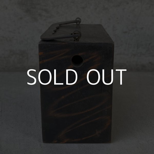 画像4: VINTAGE ANTIQUE W.F.BURNS CO COINBANK JAPANNED ヴィンテージ アンティーク コインバンク ジャパンド ジャパンカラー アメリカ / コレクタブル 貯金箱 オブジェ USA (4)