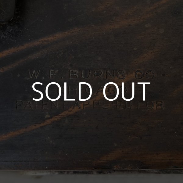 画像8: VINTAGE ANTIQUE W.F.BURNS CO COINBANK JAPANNED ヴィンテージ アンティーク コインバンク ジャパンド ジャパンカラー アメリカ / コレクタブル 貯金箱 オブジェ USA (8)