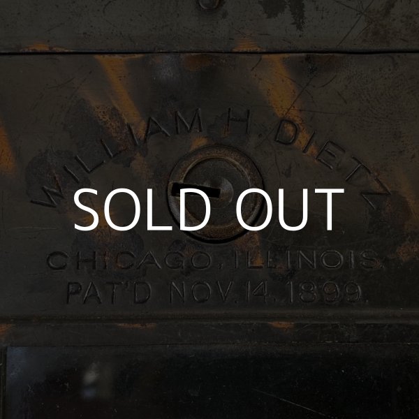 画像8: VINTAGE ANTIQUE WILLIAM.H.DIETZ COINBANK JAPANNED ヴィンテージ アンティーク コインバンク ジャパンド ジャパンカラー アメリカ / コレクタブル 貯金箱 オブジェ USA (8)