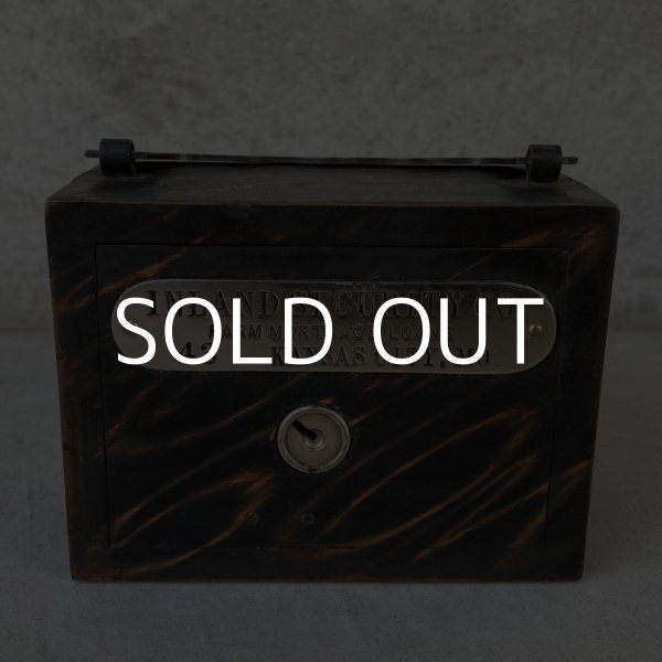 画像2: VINTAGE ANTIQUE W.F.BURNS CO COINBANK JAPANNED ヴィンテージ アンティーク コインバンク ジャパンド ジャパンカラー アメリカ / コレクタブル 貯金箱 オブジェ USA (2)