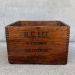 画像2: VINTAGE ANTIQUE R.E.LEE WOOD CRATE WOOD BOX ヴィンテージ アンティーク ウッドボックス 木箱 アメリカ / インダストリアル 収納 店舗什器 USA (2) (2)
