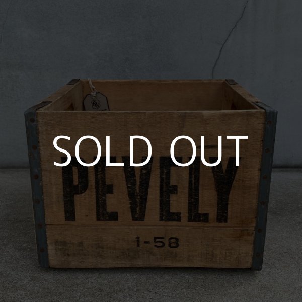 画像3: VINTAGE ANTIQUE PEVELY WOOD CRATE WOOD BOX ヴィンテージ アンティーク ウッドボックス 木箱 アメリカ / インダストリアル 運搬用 収納 店舗什器 USA (2) (3)