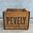 画像2: VINTAGE ANTIQUE PEVELY WOOD CRATE WOOD BOX ヴィンテージ アンティーク ウッドボックス 木箱 アメリカ / インダストリアル 運搬用 収納 店舗什器 USA (2) (2)