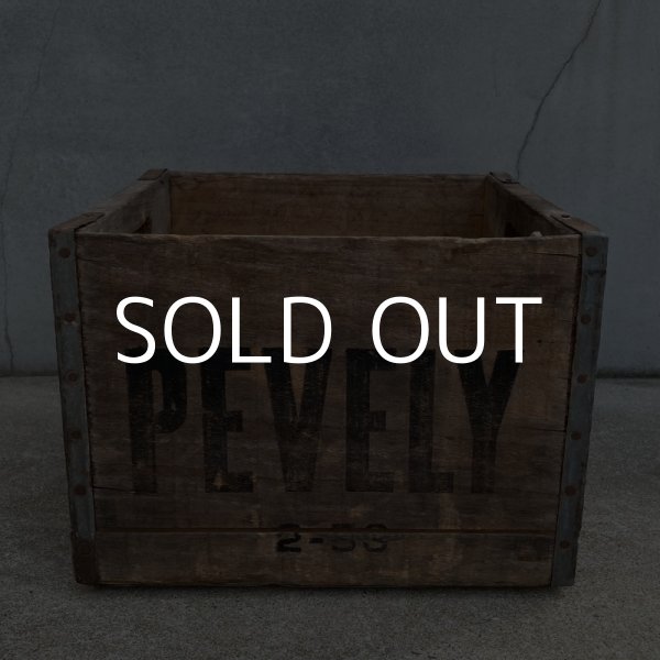画像2: VINTAGE ANTIQUE PEVELY WOOD CRATE WOOD BOX ヴィンテージ アンティーク ウッドボックス 木箱 アメリカ / インダストリアル 運搬用 収納 店舗什器 USA (1) (2)