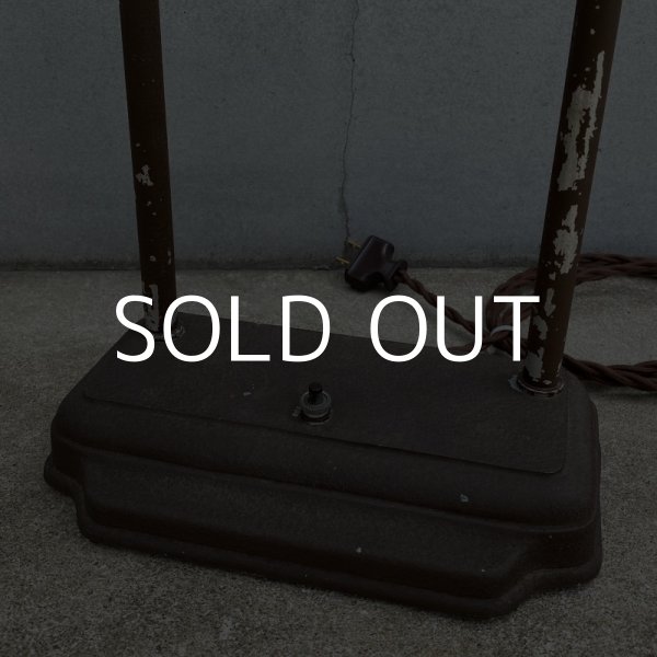 画像7: VINTAGE ANTIQUE DESKLAMP STANDLAMP ヴィンテージ アンティーク デスクライト スタンドライト 卓上ライト アメリカ / インダストリアル 照明 蛍光灯 工業用 USA  (7)