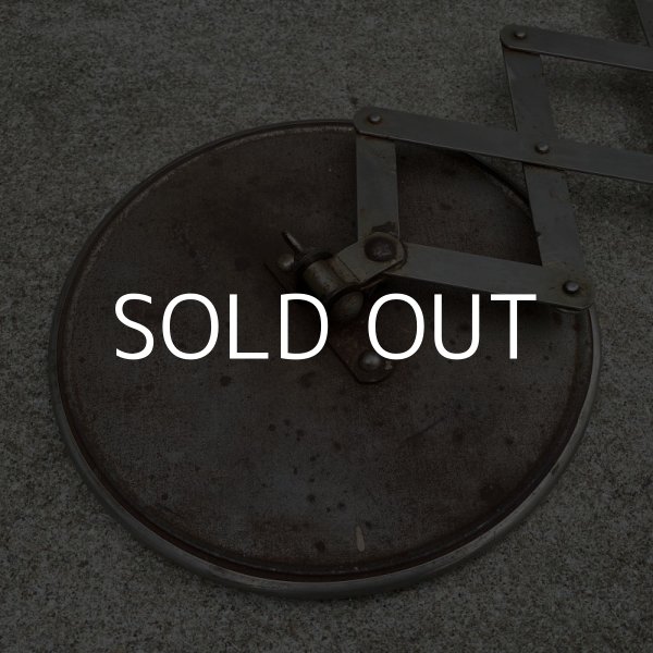 画像4: VINTAGE ANTIQUE SHAVING MIRROR SCISSOR ARM ヴィンテージ アンティーク シェービングミラー シザーアーム 鏡 壁付けミラー アメリカ / 壁掛け ディスプレイ USA (4)