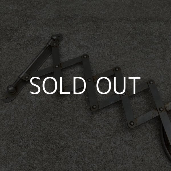 画像6: VINTAGE ANTIQUE SHAVING MIRROR SCISSOR ARM ヴィンテージ アンティーク シェービングミラー シザーアーム 鏡 壁付けミラー アメリカ / 壁掛け ディスプレイ USA (6)