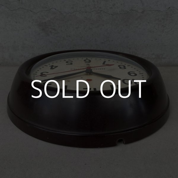 画像4: VINTAGE ANTIQUE GENERAL ELECTRIC TELECHRON WALL CLOCK ヴィンテージ アンティーク ウォールクロック 掛け時計 アメリカ / インダストリアル スクールクロック ダークブラウン 焦げ茶色 小型 店舗什器 USA (4)