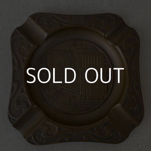 画像2: VINTAGE ANTIQUE CHICAGO EXPO 1933 WORLD'S FAIR ASHTRAY ヴィンテージ アンティーク シカゴ万博 アッシュトレイ 灰皿 / アメリカ コレクタブル 小物入れ USA (2)