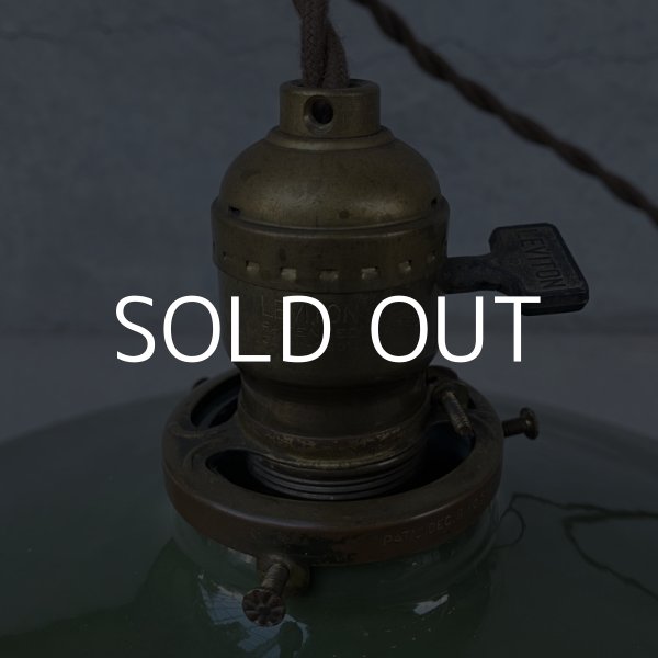 画像5: VINTAGE ANTIQUE LEVITON ヴィンテージ アンティーク 吊り下げライト レビトン アメリカ / ライト ペンダントライト 琺瑯 ホーロー 天井照明 緑 USA (2) (5)