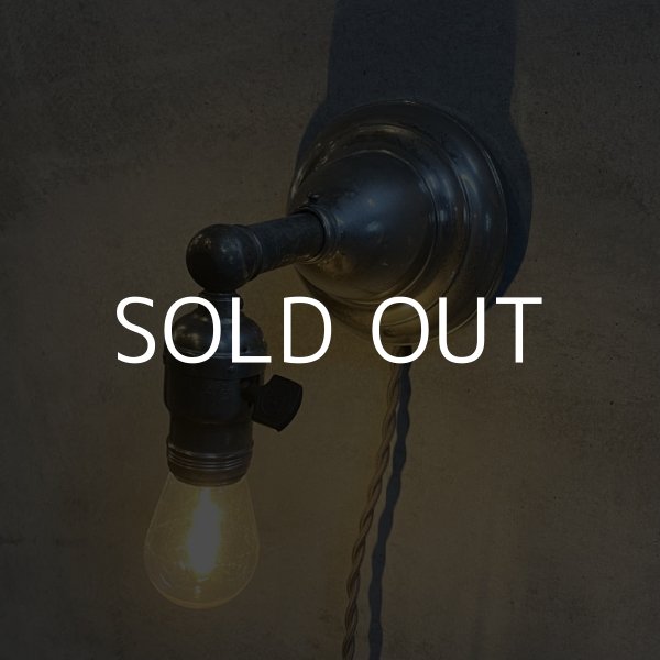 画像10: VINTAGE ANTIQUE LAMP LIGHT WALL LAMP CIRCLE F ヴィンテージ アンティーク ライト ウォールランプ ブラケットランプ 照明 アメリカ / 壁付けランプ ニッケル 店舗什器 USA  (10)