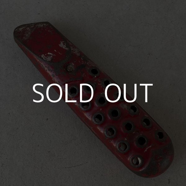 画像2: VINTAGE ANTIQUE CUTTER KNIFE ヴィンテージ アンティーク カッターナイフ アメリカ / インダストリアル ツール 工具 道具 キャストアイアン 鋳物 赤色 USA (3) (2)