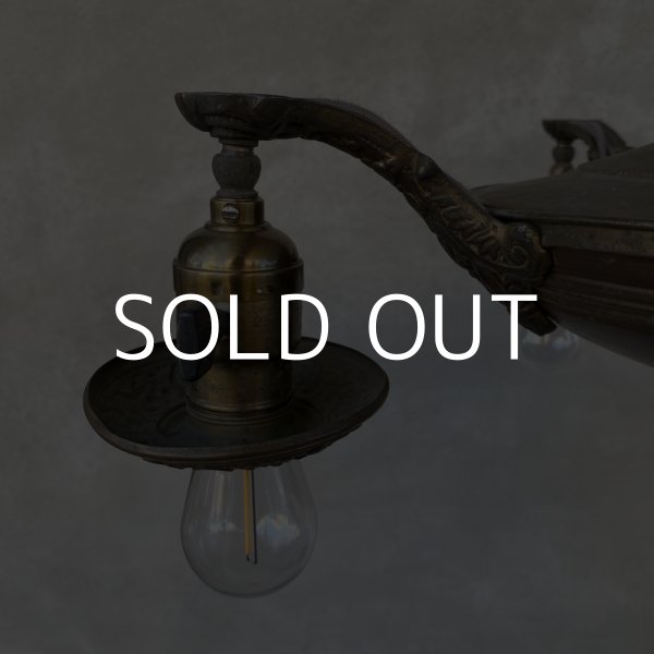 画像4: VINTAGE ANTIQUE ヴィンテージ アンティーク シャンデリア 吊り下げライト アメリカ / 4灯 ライト ペンダントライト ブラス 真鍮 天井照明 USA  (4)