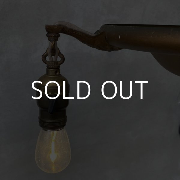 画像4: VINTAGE ANTIQUE ヴィンテージ アンティーク シャンデリア 吊り下げライト アメリカ / 3灯 ライト ペンダントライト ブラス 真鍮 天井照明 USA  (2) (4)