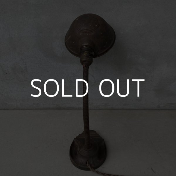 画像2: VINTAGE ANTIQUE DESKLAMP EAGLE ヴィンテージ アンティーク デスクランプ イーグル デスクライト スタンドライト 卓上ライト アメリカ / インダストリアル グースネック 照明 工業用 USA (2)