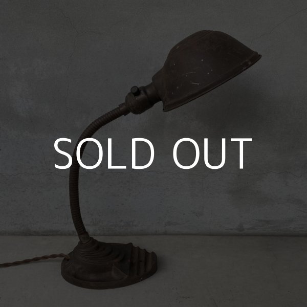 画像3: VINTAGE ANTIQUE DESKLAMP EAGLE ヴィンテージ アンティーク デスクランプ イーグル デスクライト スタンドライト 卓上ライト アメリカ / インダストリアル グースネック 照明 工業用 USA (3)