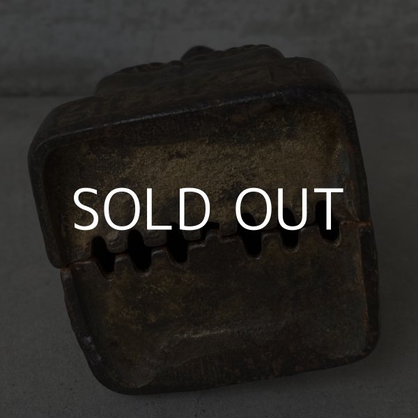 画像6: VINTAGE ANTIQUE BILLIKEN ヴィンテージ アンティーク ビリケン コインバンク / アメリカ コレクタブル 貯金箱 オブジェ 鋳物 (3) (6)