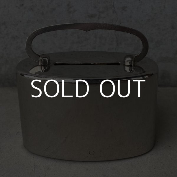 画像3: VINTAGE ANTIQUE COIN BANK OSHKOSH ヴィンテージ アンティーク オシュコシュ コインバンク 貯金箱 アメリカ / コレクタブル オブジェ インテリア ノベルティー 銀行 USA (2) (3)