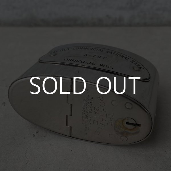 画像7: VINTAGE ANTIQUE COIN BANK OSHKOSH ヴィンテージ アンティーク オシュコシュ コインバンク 貯金箱 アメリカ / コレクタブル オブジェ インテリア ノベルティー 銀行 USA (2) (7)