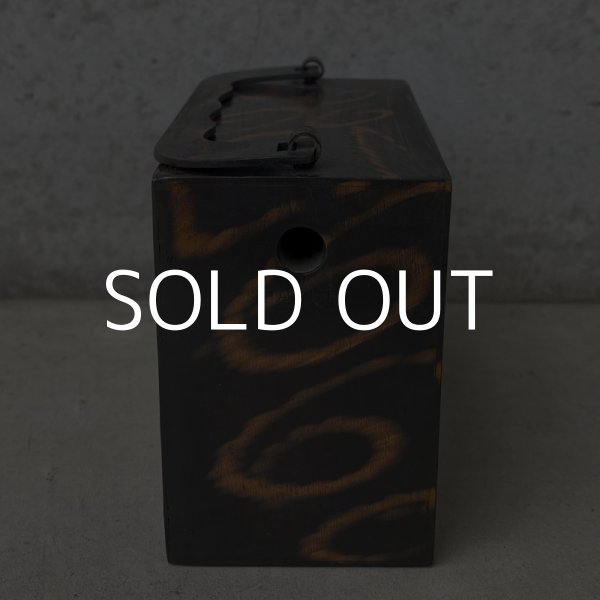 画像4: VINTAGE ANTIQUE W.F. BURNS CO. COINBANK JAPANNED ヴィンテージ アンティーク コインバンク ジャパンド ジャパンカラー アメリカ / コレクタブル 貯金箱 オブジェ USA (4)