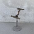 画像1: VINTAGE ANTIQUE SHOE STAND ヴィンテージ アンティーク シューズスタンド 靴立て / ディスプレイ ツール ラック ガラス 靴 靴屋 店舗備品 什器 アメリカ USA (1) (1)