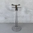 画像2: VINTAGE ANTIQUE SHOE STAND ヴィンテージ アンティーク シューズスタンド 靴立て / ディスプレイ ツール ラック ガラス 靴 靴屋 店舗備品 什器 アメリカ USA (2) (2)