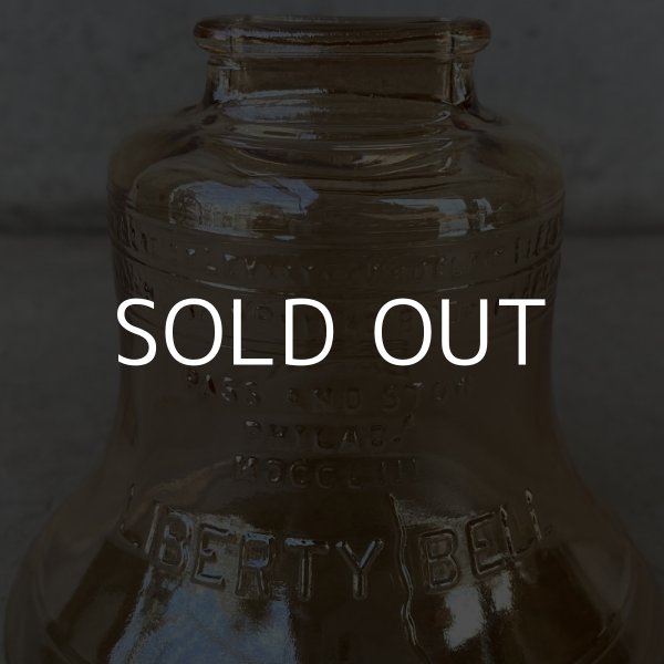 画像7: VINTAGE ANTIQUE LIBERTY BELL PIGGY BANK ヴィンテージ アンティーク リバティーベル 自由の鐘 貯金箱 / コレクタブル オブジェ アメリカ独立記念 ガラス 雑貨 (1) (7)